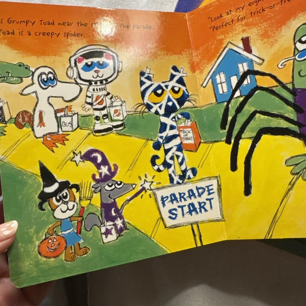 Lot of 3 Children's Halloween Books –‎ Click Clack Boo, Pete the Cat, Edgar
